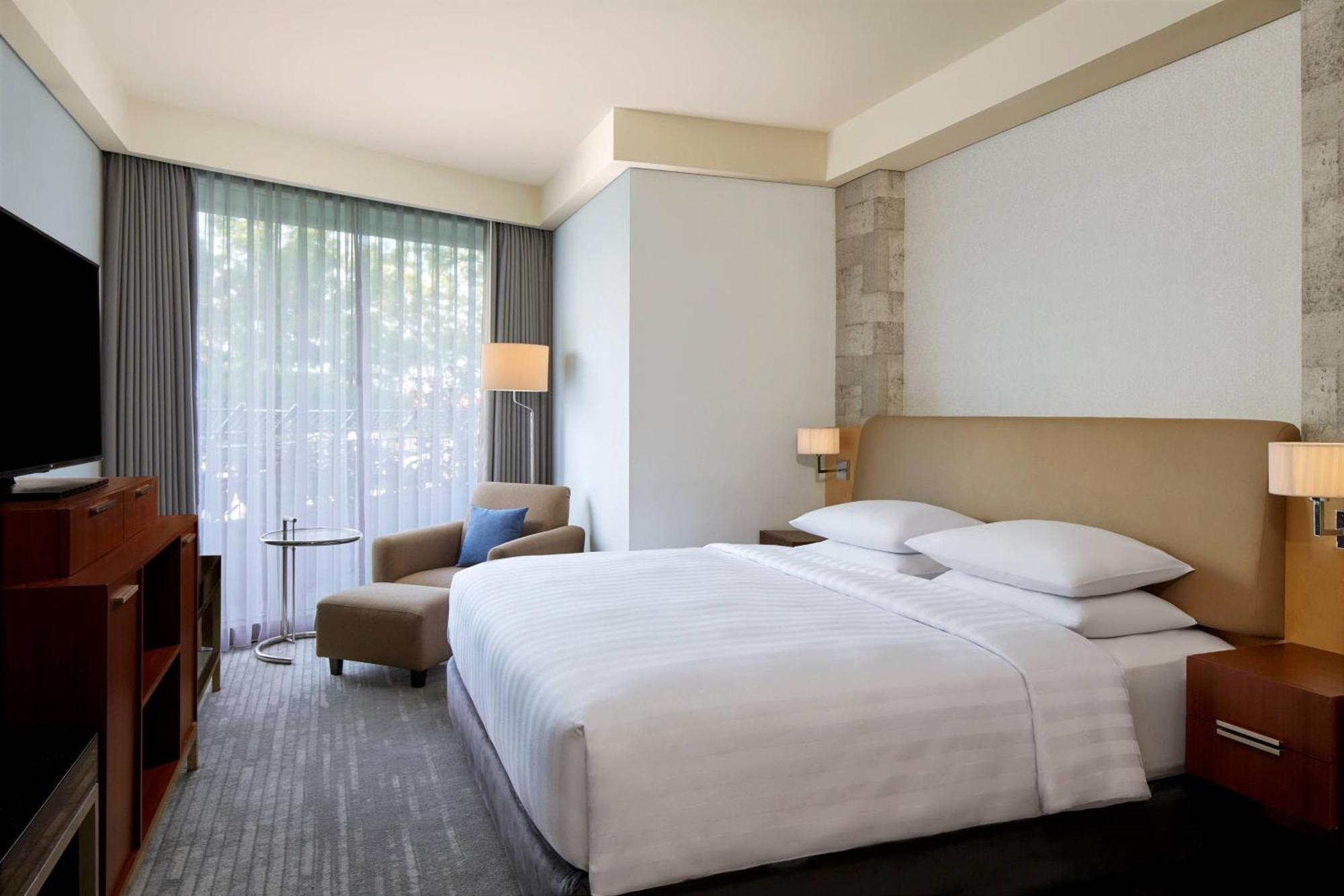 Courtyard By Marriott Bandung Dago Hotel Buitenkant foto